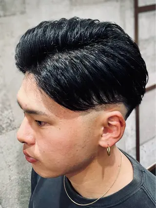 メンズ SCISSORS【シザーズ】所属・村上 貴彦のヘアスタイル