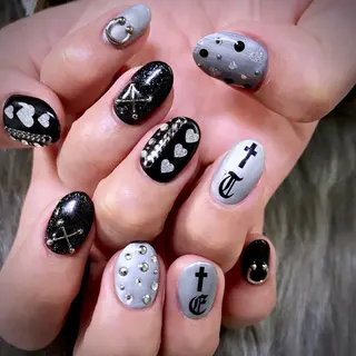 ネイル NOIROUGE所属・NOI ROUGEのネイルデザイン