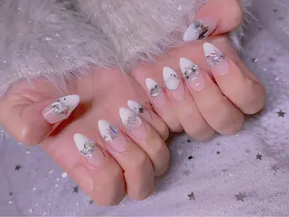 ネイル 美爪パラジェル導入店 Sunnilyのネイルデザイン