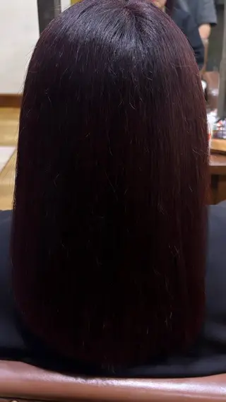 カラー 穴山 斗希のヘアスタイル