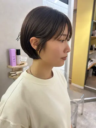 ショート カラー hub hair レイヤー/透明感のヘアスタイル