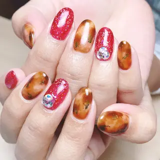 ネイル 深爪を断らない スカルプ高評価店のネイルデザイン