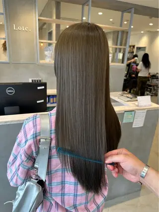 カラー ukyo/透明感 カラー/ハイライトのヘアスタイル