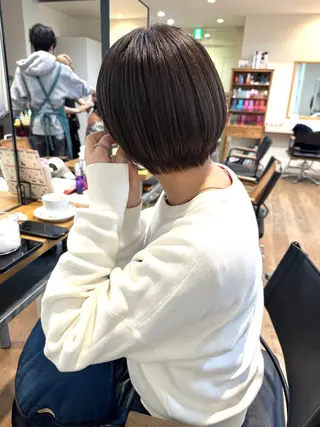 ショート ショート ボブ 梅田 木戸健人のヘアスタイル