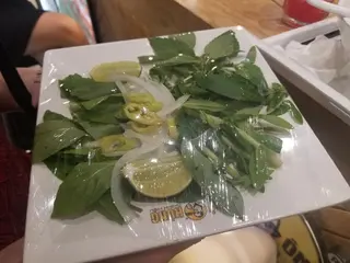 GIFT所属・谷 結奈のヘアスタイル