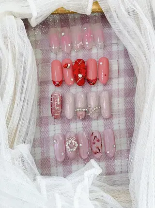 ネイル Rencontre所属・Rencontre Ayaのネイルデザイン