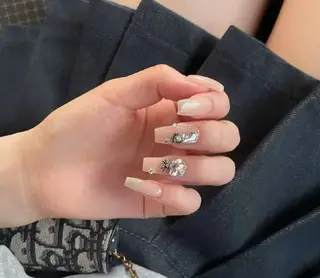 ネイル Oomiya 服部のネイルデザイン