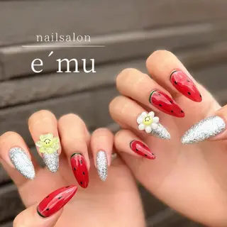 ネイル nailsalon e´muのネイルデザイン