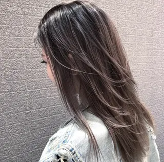 ミディアム カラー ヘアアレンジ アンドウ ユウ/ レイヤーカット/韓国のヘアスタイル