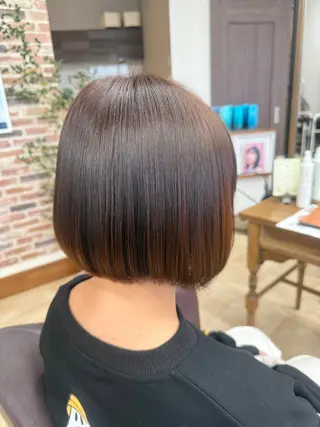 ショート 額田 汐莉のヘアスタイル