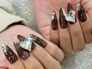 ネイル nailsalon Mirrorのネイルデザイン