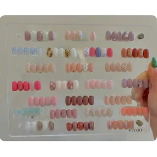 ネイル 横田 菜月のネイルデザイン