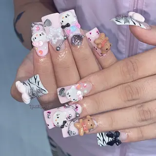 ネイル Dark honey スカルプ専門原宿店のネイルデザイン