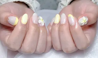 ネイル 小島 阿佑美のネイルデザイン