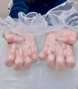 ネイル Hin Nail Osaka所属・Hin Nailsのネイルデザイン