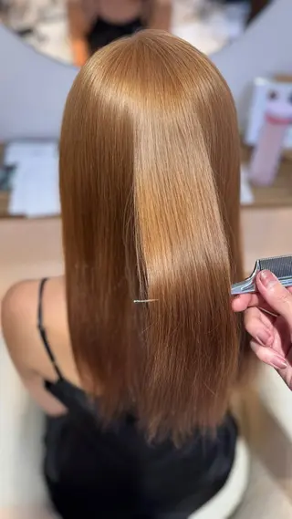 ロング せいと/ウルフ/ ハイトーン/艶髪のヘアスタイル