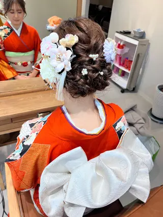 ヘアアレンジ 透明感カラー🫧🌈 似合わせカット✂︎のヘアスタイル