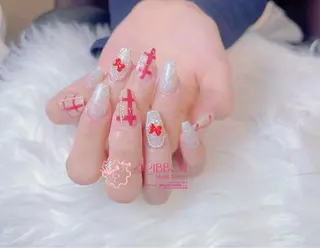 ネイル RIBBONNAIL staffのネイルデザイン