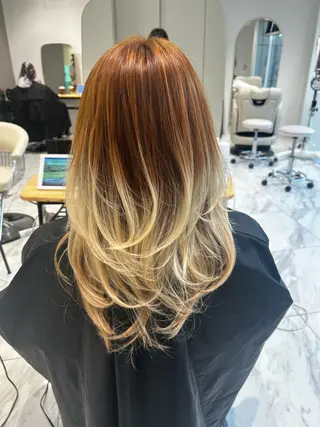 ロング レイヤー／マツエク 💋𝑨𝑵𝑵𝑨のヘアスタイル