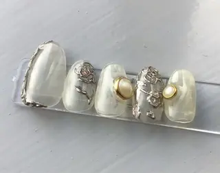 ネイル Roger 舞のネイルデザイン