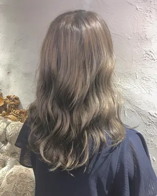 ロング カラー ヘアアレンジ エグチ アキラのヘアスタイル