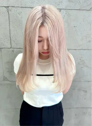 ロング 𝑭𝒖𝒌𝒂🩶 モテ髪×透明感カラーのヘアスタイル