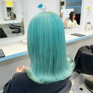 ミディアム カラー ブリーチカラー 🩵MIZUKIのヘアスタイル