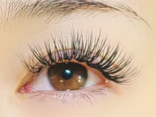 マツエク・マツパ オーロラ所属・AURORA RINAのマツエク・マツパデザイン