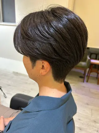 メンズ ギッシュ桃花台店所属・武藤 夕菜のヘアスタイル