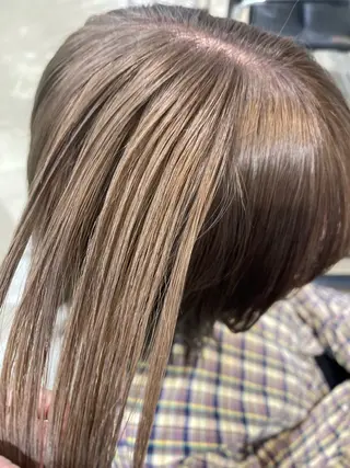 ショート カラー pole/apartment所属・💓パーマ，💗 レイヤーカットのヘアスタイル