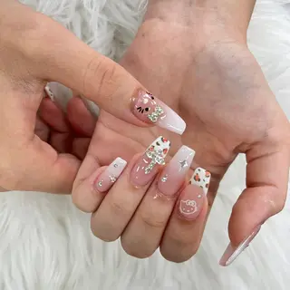 ネイル SHION  のネイルデザイン