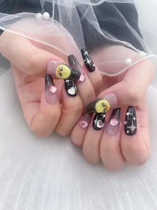 ネイル 五十嵐 美智のネイルデザイン
