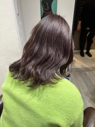 ミディアム カラー 桑原 希吏のヘアスタイル
