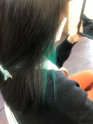 セミロング カラー 桧山 真のヘアスタイル