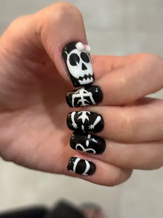 ネイル 栗田 ゆう子のネイルデザイン