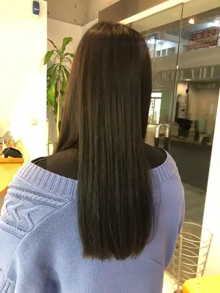 ロング カラー 阿部 美咲のヘアスタイル
