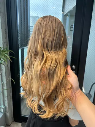 カラー 暖色/ハイトーン/ カラー/HBLのヘアスタイル