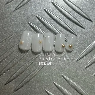 ネイル C BEAUTY／ KAEDEのネイルデザイン