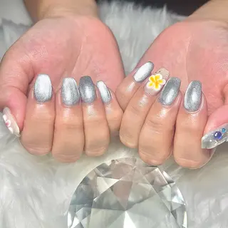ネイル muui -Nail-のネイルデザイン