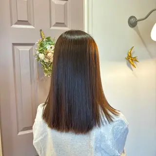 セミロング カラー 上村 七海のヘアスタイル
