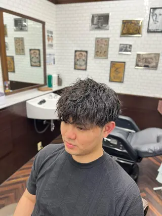 ショート パーマ Cam's豊見城店所属・無料‼︎メンズ限定 URASAKIのヘアスタイル