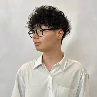 ショート パーマ メンズ ELLY LONDON 三宮part2店所属・渡邊 凜のヘアスタイル