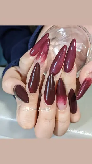 ネイル フラワー ムーンのネイルデザイン