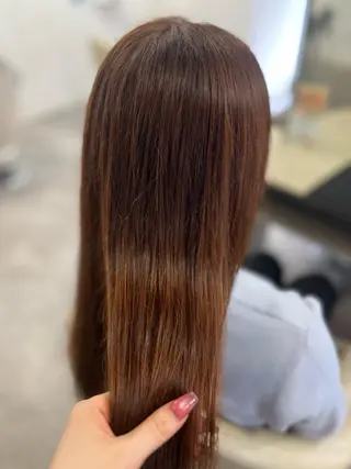 カラー SiLO / maoのヘアスタイル