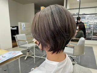 ショート カラー ヘアケアサロン MAIN[メイン]のヘアスタイル
