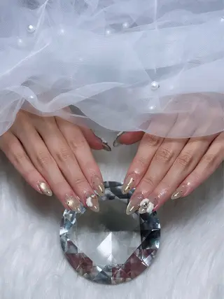 ネイル RE:Bonn所属・salon re:bonnのネイルデザイン