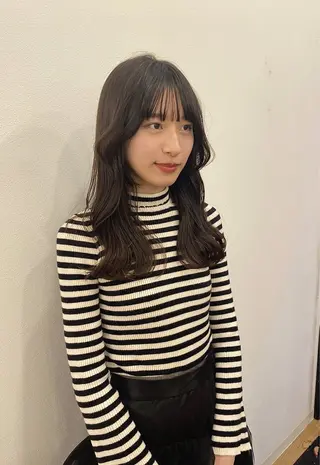 ロング カラー 林 瑠夏のヘアスタイル