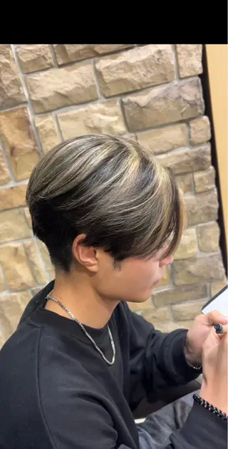 ショート カラー パーマ メンズ フェザーパーマ🪶 シャドウ/ジュンエイのヘアスタイル