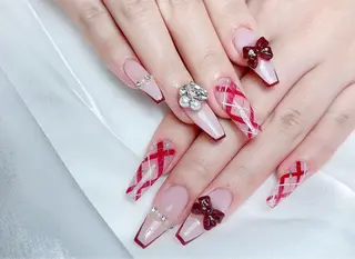 ネイル M🌷nail 長さだし専門店のネイルデザイン