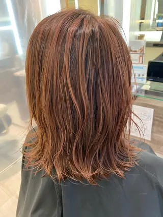 ミディアム カラー ベージュ/インナー カラー🤍Rieのヘアスタイル